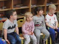 Zdjęcie: Czytanie bajek